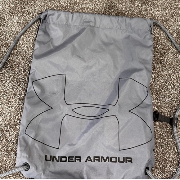 Under Armour drawstring backpack - Picture 2 of 2